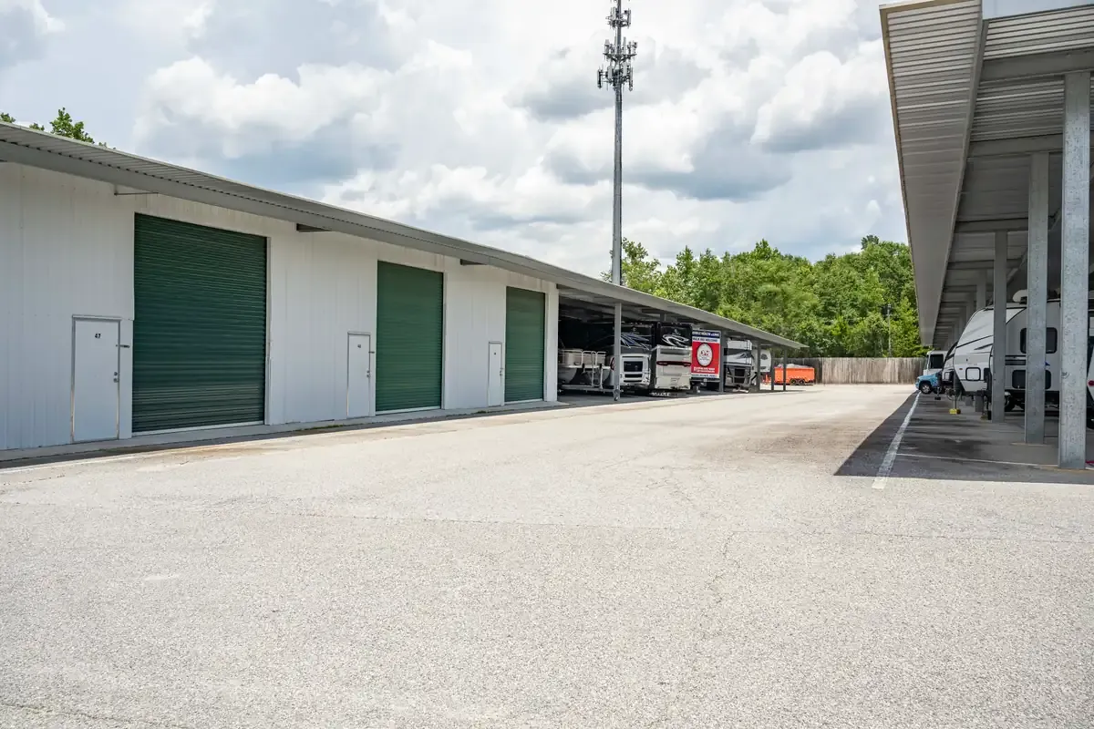 Washington Rd Self Storage Blanchard - RV Parking 1