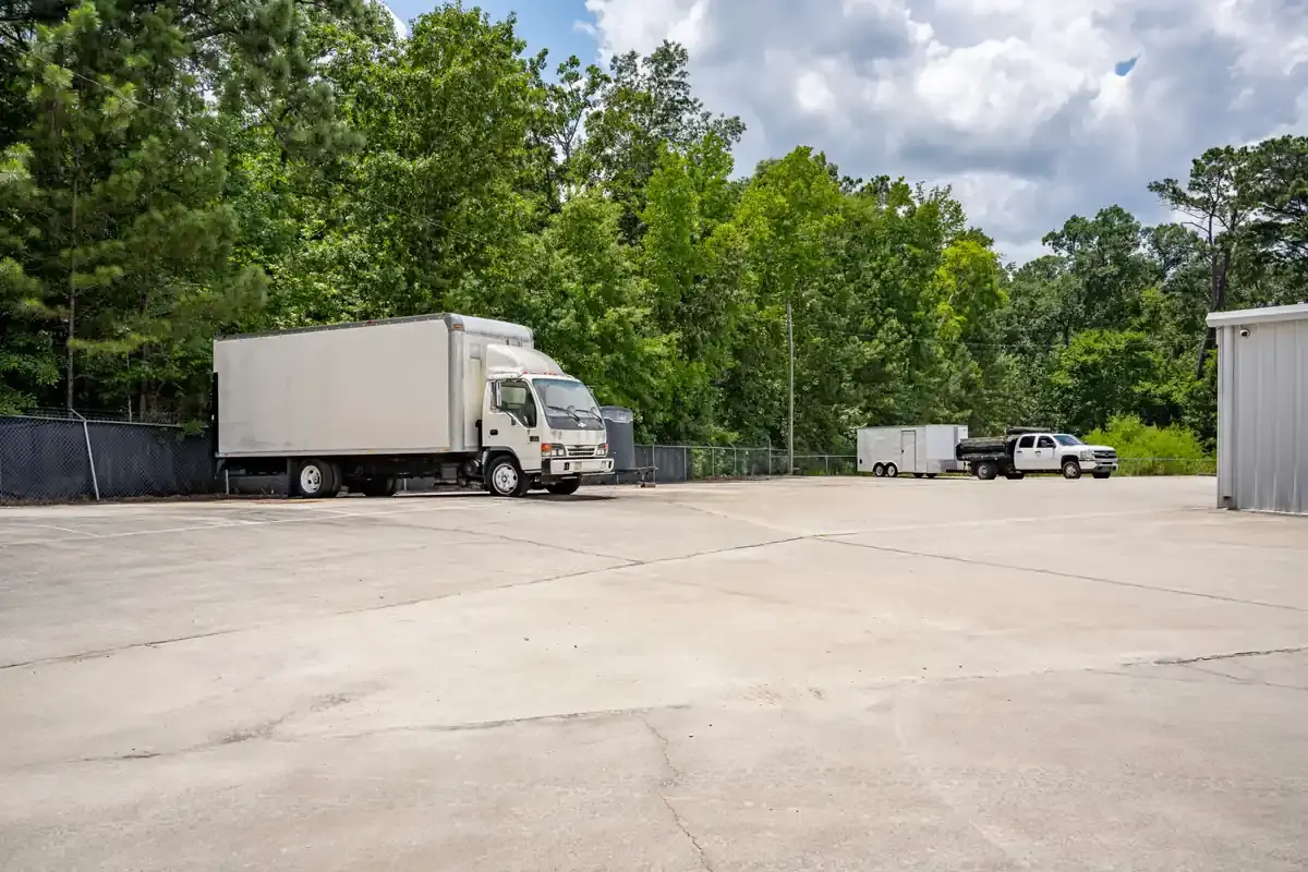 Washington Rd Self Storage Blanchard - Vehicle Parking 1