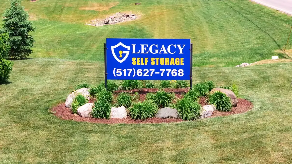 Legacy self storage hartel location signage 