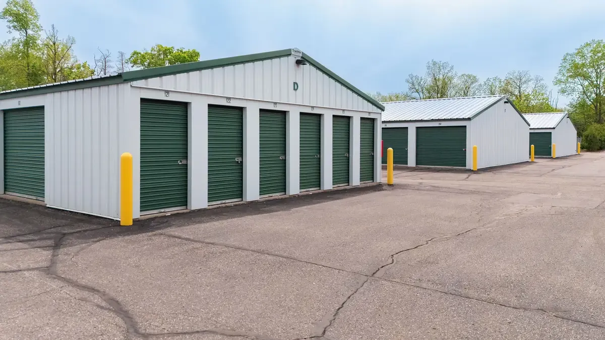 Legacy Self Storage Milwood drive up units