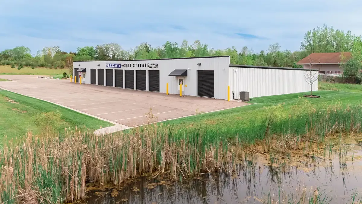 Legacy Self Storage Grand River building 