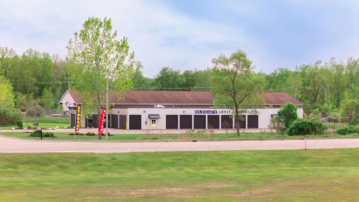 Legacy Self Storage Grand River facility 