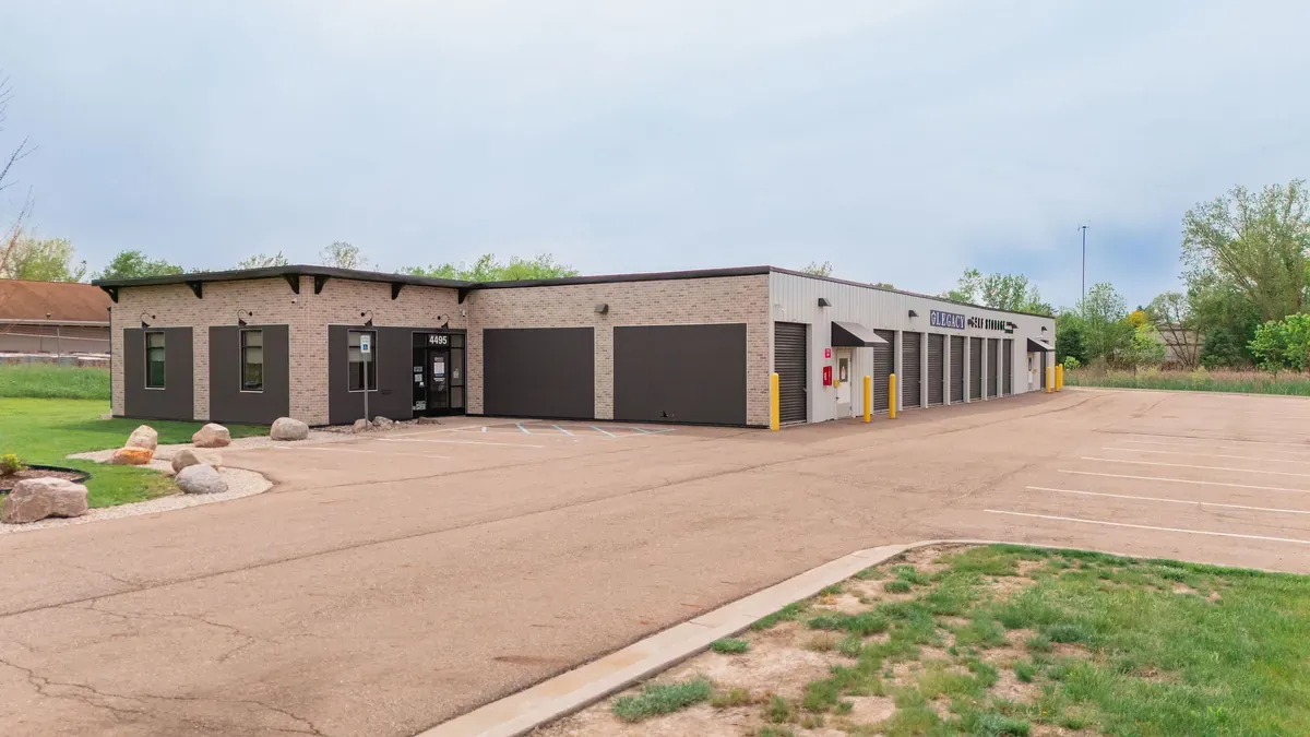 Legacy Self Storage Grand River facility 