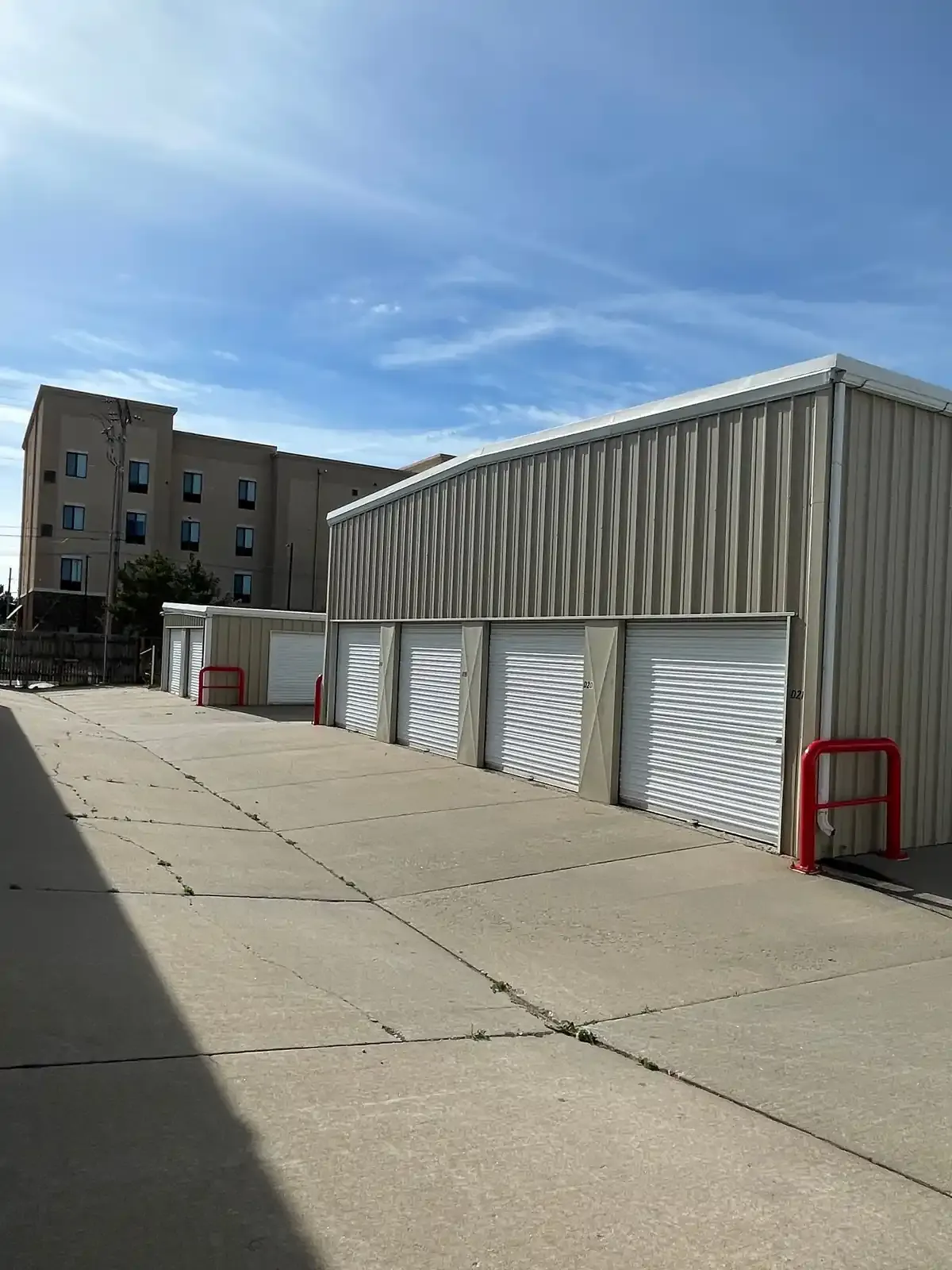 8517 - Magic City Self Storage - Hynds Blvd., Cheyenne outdoor units