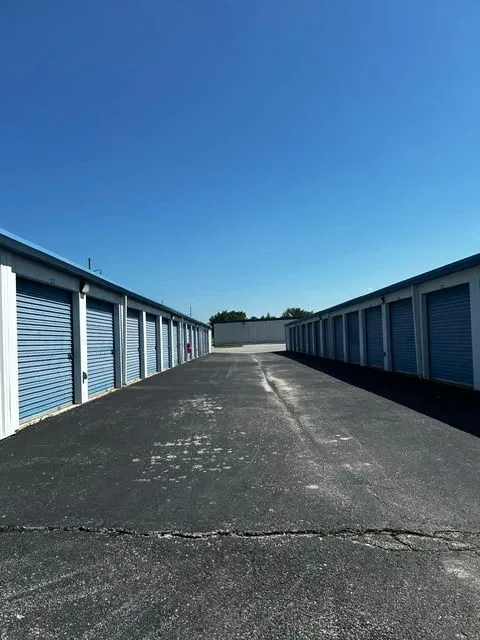 Silaom Springs outdoor storage units 