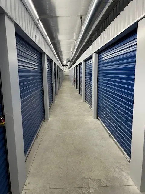Silaom Springs indoor storage units 